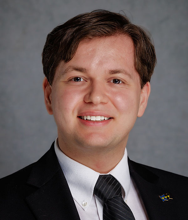 Razvan S. Verde, Student Member